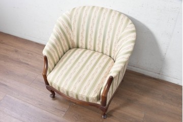 中古　神戸洋家具　メープル不二屋　花柄ストライプの張地が上品なラウンジチェア　(R-090939)