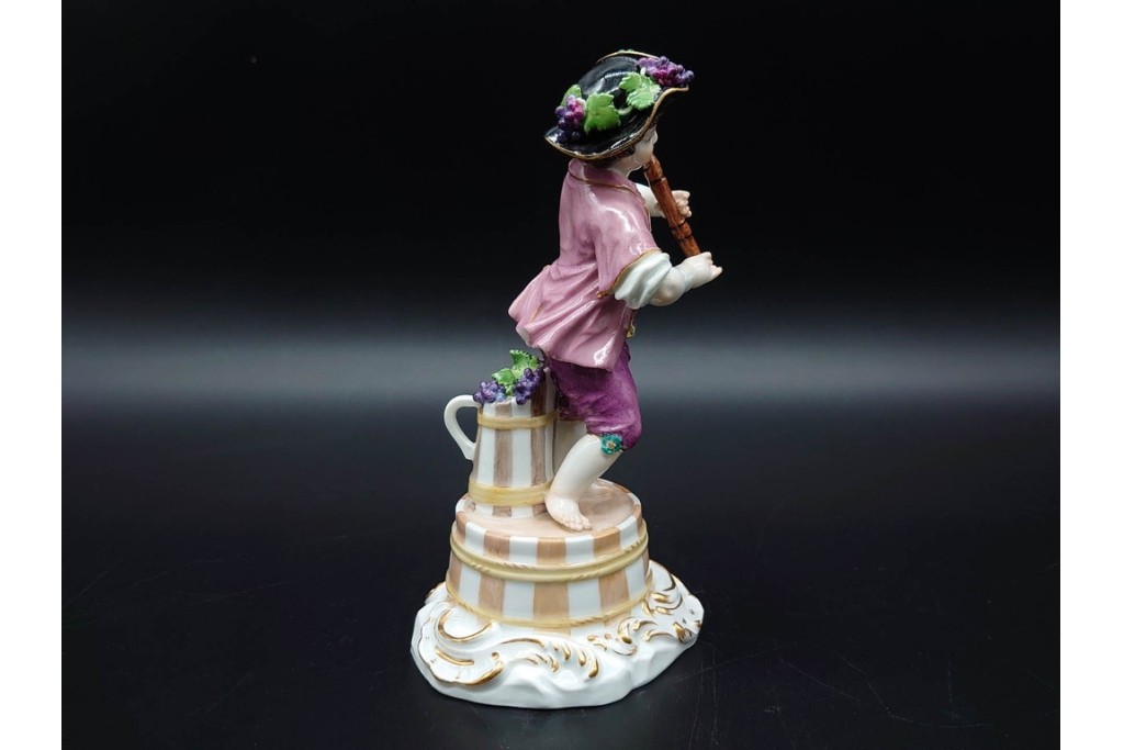 ドイツ製　Meissen(マイセン)　「笛を吹く少年像」を含む華やかなフィギュリン2点セット　(R-090961)
