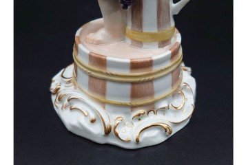 ドイツ製　Meissen(マイセン)　「笛を吹く少年像」を含む華やかなフィギュリン2点セット　(R-090961)