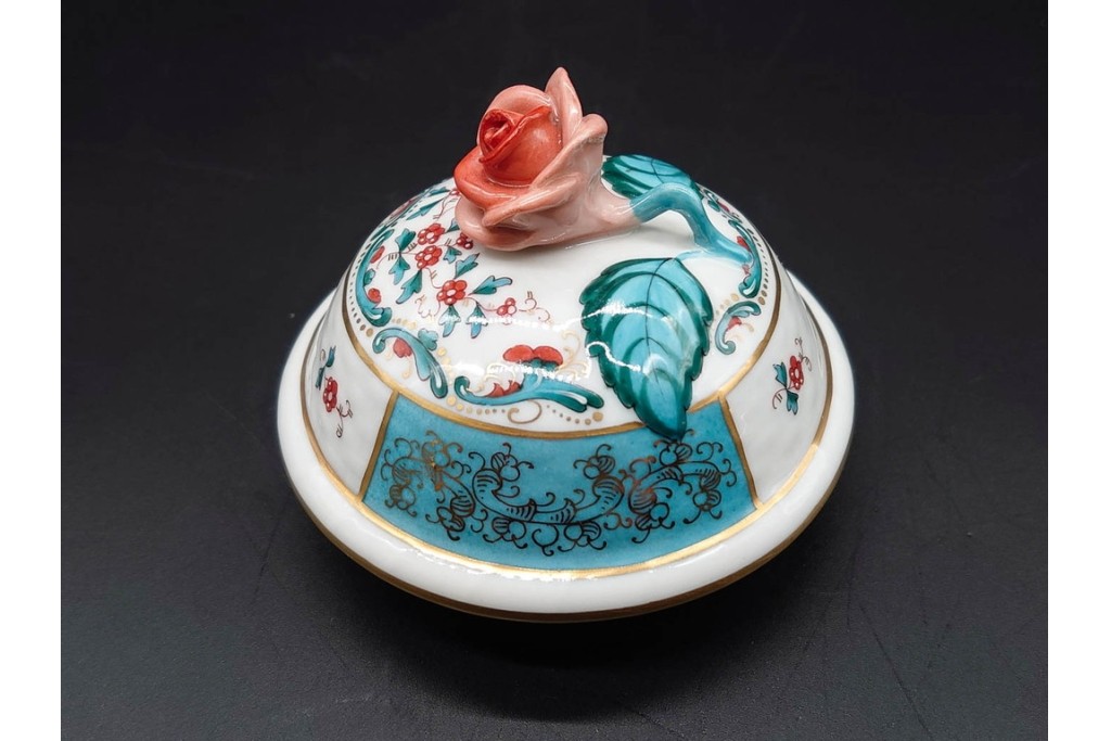 希少サイズ!　ハンガリー　HEREND(ヘレンド)　トゥッピーニの角笛　薔薇のつまみをあしらったコーヒーポット　(R-090962)