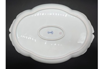 ドイツ製　Meissen(マイセン)　ホビーコレクション　リボン&フラワーと昆虫の装飾が色鮮やかな オーバルプレート　スクラッチあり　(R-090969)