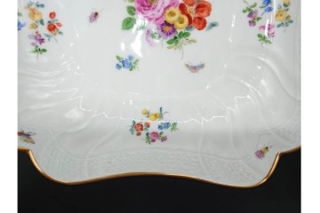 ドイツ製　Meissen(マイセン)　フラワーブーケ　五つ花デザイン　色鮮やかな昆虫と花々を描いたスクエアボウル　(R-090970)