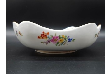 ドイツ製　Meissen(マイセン)　フラワーブーケ　五つ花デザイン　色鮮やかな昆虫と花々を描いたスクエアボウル　(R-090970)