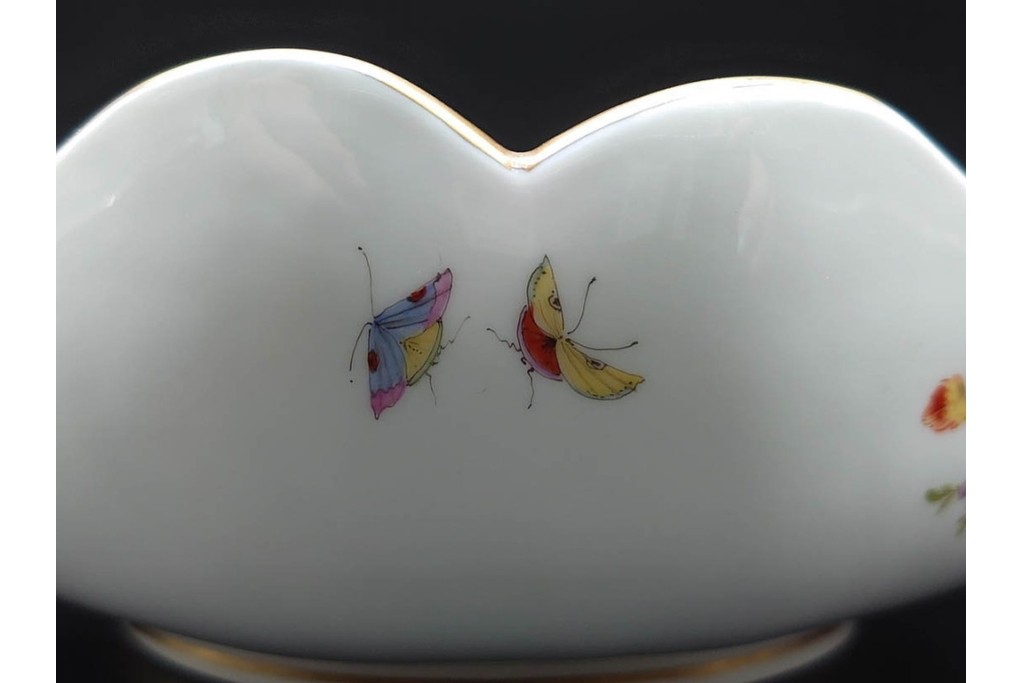 ドイツ製　Meissen(マイセン)　フラワーブーケ　五つ花デザイン　色鮮やかな昆虫と花々を描いたスクエアボウル　(R-090970)