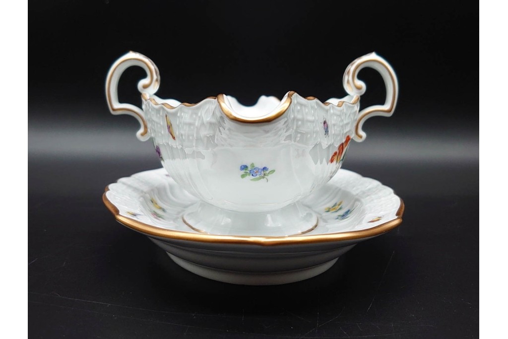 希少!　ドイツ製　Meissen(マイセン)　フラワーブーケ　五つ花デザイン　色鮮やかな昆虫と花々を描いたソースボート　(R-090971)