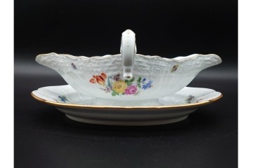 希少!　ドイツ製　Meissen(マイセン)　フラワーブーケ　五つ花デザイン　色鮮やかな昆虫と花々を描いたソースボート　(R-090971)