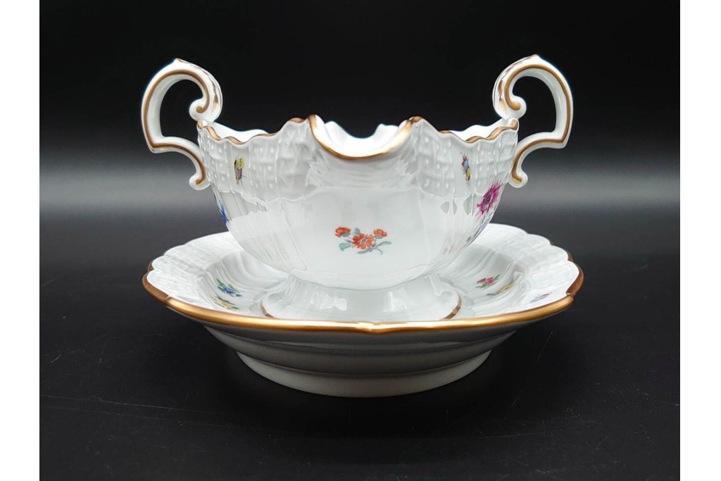 希少!　ドイツ製　Meissen(マイセン)　フラワーブーケ　五つ花デザイン　色鮮やかな昆虫と花々を描いたソースボート　(R-090971)