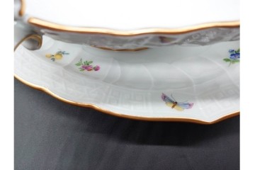 希少!　ドイツ製　Meissen(マイセン)　フラワーブーケ　五つ花デザイン　色鮮やかな昆虫と花々を描いたソースボート　(R-090971)