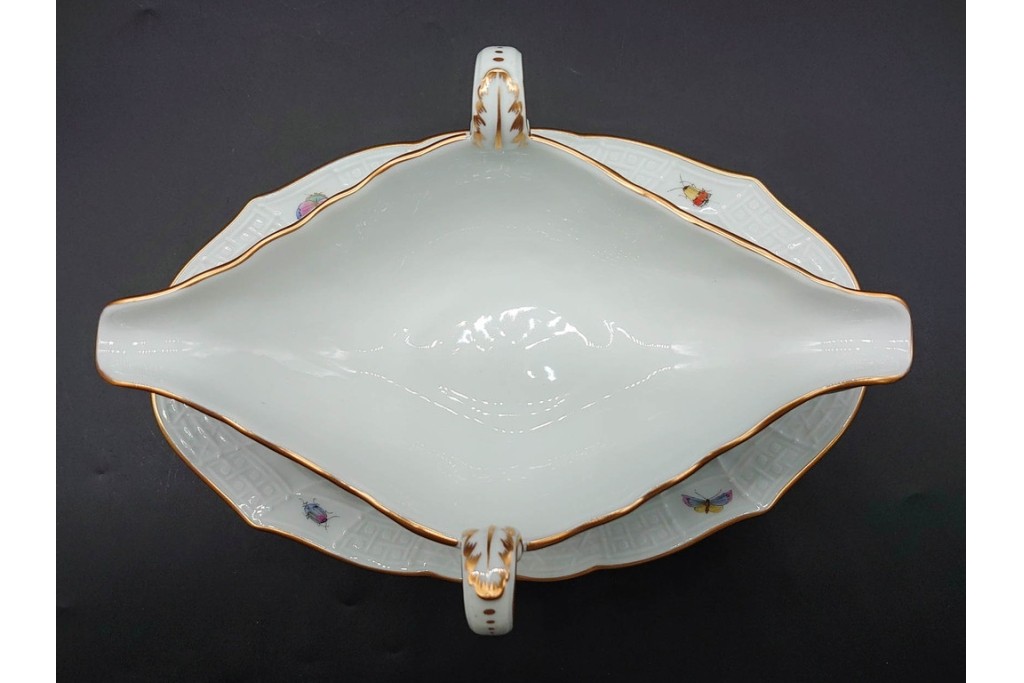 希少!　ドイツ製　Meissen(マイセン)　フラワーブーケ　五つ花デザイン　色鮮やかな昆虫と花々を描いたソースボート　(R-090971)