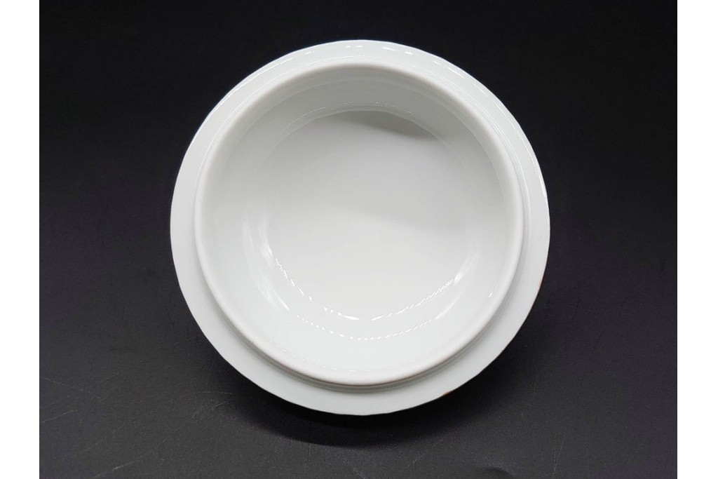 ドイツ製　Meissen(マイセン)　フラワーブーケ　五つ花デザイン　色鮮やかな昆虫と花々が描かれたポット・クリーマー・シュガーポットセット　(R-090972)