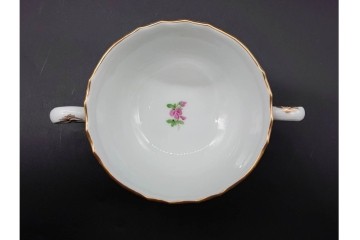 希少!　ドイツ製　Meissen(マイセン)　フラワーブーケ　五つ花デザイン　ダブルハンドルのカップ&ソーサー3客セット　(R-090973)