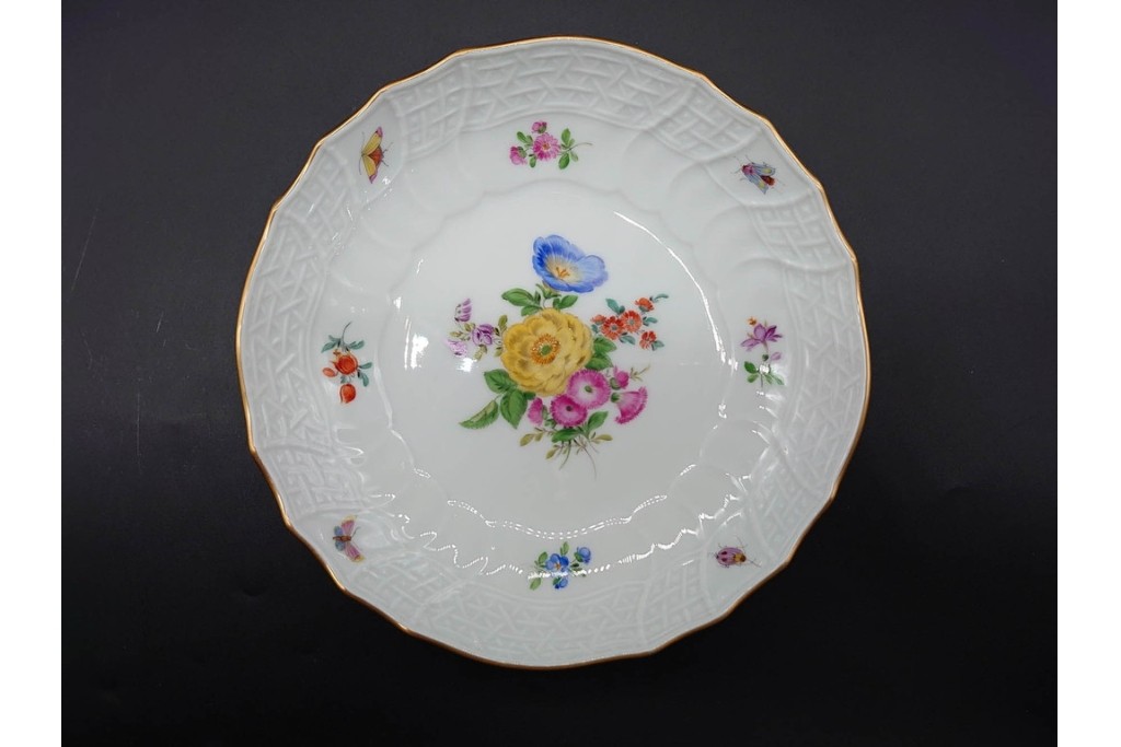 希少!　ドイツ製　Meissen(マイセン)　フラワーブーケ　五つ花デザイン　ダブルハンドルのカップ&ソーサー3客セット　(R-090973)