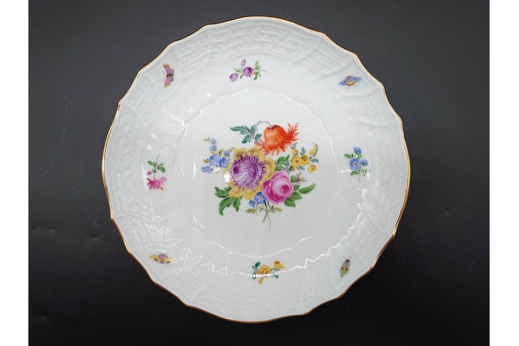 希少!　ドイツ製　Meissen(マイセン)　フラワーブーケ　五つ花デザイン　ダブルハンドルのカップ&ソーサー3客セット　(R-090973)