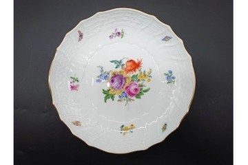 希少!　ドイツ製　Meissen(マイセン)　フラワーブーケ　五つ花デザイン　ダブルハンドルのカップ&ソーサー3客セット　(R-090973)