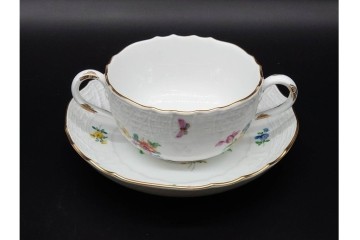 希少!　ドイツ製　Meissen(マイセン)　フラワーブーケ　五つ花デザイン　ダブルハンドルのカップ&ソーサー3客セット　(R-090974)
