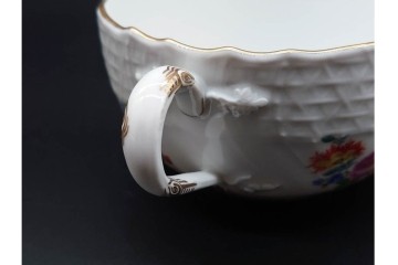 希少!　ドイツ製　Meissen(マイセン)　フラワーブーケ　五つ花デザイン　ダブルハンドルのカップ&ソーサー3客セット　(R-090974)