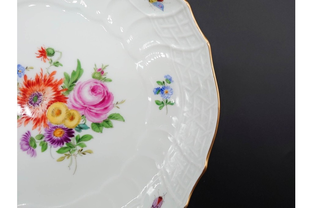 希少!　ドイツ製　Meissen(マイセン)　フラワーブーケ　五つ花デザイン　ダブルハンドルのカップ&ソーサー3客セット　(R-090974)
