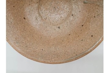 韓国人間文化財 池順鐸(チ・スンタク)　銘「山里」　素朴で温かみのある高麗茶碗　大徳寺 大橋香林の書付共箱付き　(R-090978)