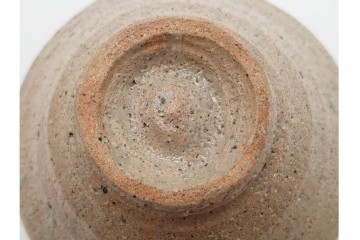 韓国人間文化財 池順鐸(チ・スンタク)　銘「山里」　素朴で温かみのある高麗茶碗　大徳寺 大橋香林の書付共箱付き　(R-090978)