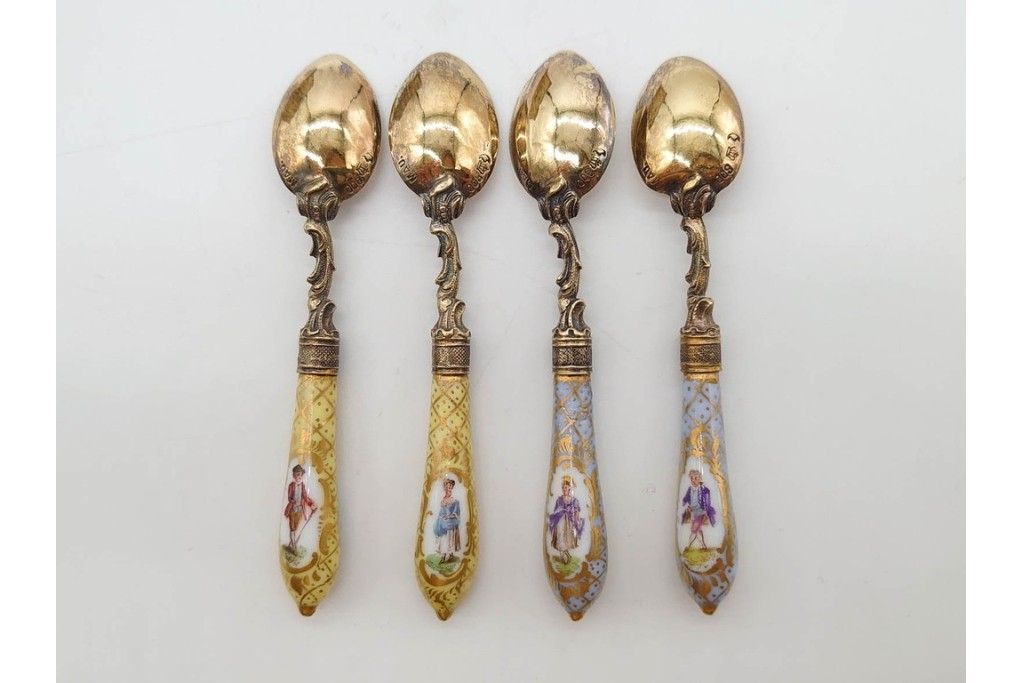 ドイツアンティーク　ドレスデン　Heinrich Mau(ハインリッヒ・マウ)　シルバー800　華やかな磁器ハンドルのスプーン12本セット　共箱付き　(R-090983)
