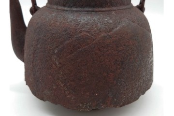 戦前　当時物　 山形鋳物の老舗 保寿堂　馬図が印象的な鉄瓶　(R-090985)