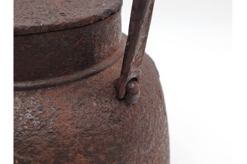 戦前　当時物　 山形鋳物の老舗 保寿堂　馬図が印象的な鉄瓶　(R-090985)