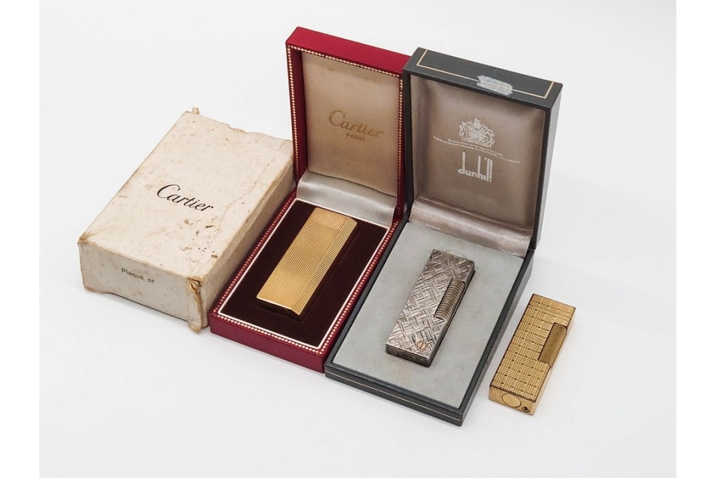 Cartier(カルティエ) 1点・dunhill(ダンヒル) 2点　ゴールドとシルバーの上品なガスライター3点セット　うち2点外箱付き　(R-090996)