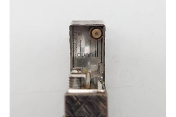 Cartier(カルティエ) 1点・dunhill(ダンヒル) 2点　ゴールドとシルバーの上品なガスライター3点セット　うち2点外箱付き　(R-090996)