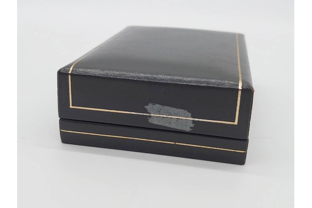 Cartier(カルティエ) 1点・dunhill(ダンヒル) 2点　ゴールドとシルバーの上品なガスライター3点セット　うち2点外箱付き　(R-090996)