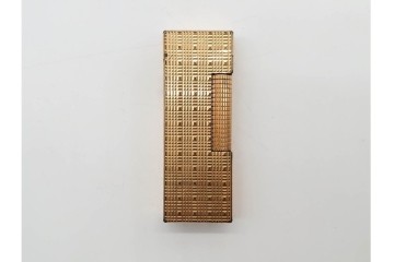 Cartier(カルティエ) 1点・dunhill(ダンヒル) 2点　ゴールドとシルバーの上品なガスライター3点セット　うち2点外箱付き　(R-090996)