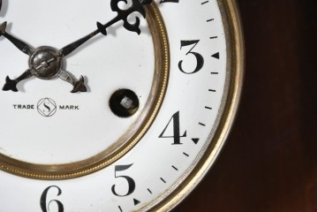 和製アンティーク　明治期から大正期　精工舎(SEIKOSHA、セイコー)　TRADE(S)MARK　「ボストン」　大正ロマンの雰囲気あふれるスリゲル型掛け時計　(R-091000)