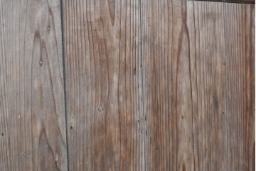 アンティーク建具　明治から大正期　幅約140cm!　細やかな縦格子と大ぶりの鍵座金具が印象的な幅広の蔵戸1枚　(R-091008)