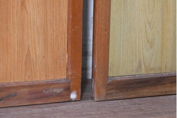 ヴィンテージ建具　昭和初期から昭和中期　大正ロマンデザイン　変わり格子とモールガラスが特徴のガラス戸2枚セット　(R-091010)
