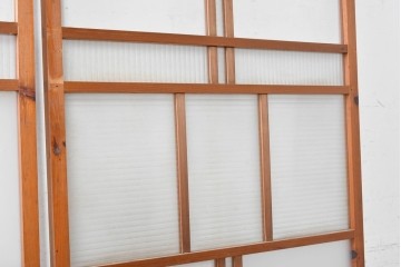 ヴィンテージ建具　昭和初期から昭和中期　大正ロマンデザイン　変わり格子とモールガラスが特徴のガラス戸2枚セット　(R-091010)