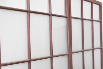 ヴィンテージ建具　昭和中期　マス目格子と腰板を組み合わせたガラス戸2枚セット　(R-091011)