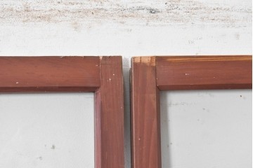 ヴィンテージ建具　昭和初期から昭和中期　マス目格子と腰板を組み合わせたシンプルなガラス戸2枚セット　(R-091012)