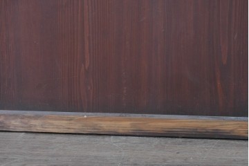 ヴィンテージ建具　昭和初期から昭和中期　マス目格子と腰板を組み合わせたシンプルなガラス戸2枚セット　(R-091012)