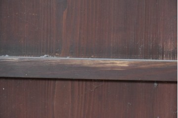 ヴィンテージ建具　昭和初期から昭和中期　マス目格子と腰板を組み合わせたシンプルなガラス戸2枚セット　(R-091012)