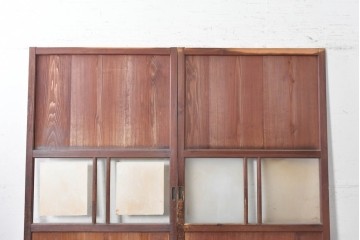 アンティーク建具　大正から昭和初期　ガラスが軽やかな印象を添えるガラス帯戸2枚セット　(R-091013)