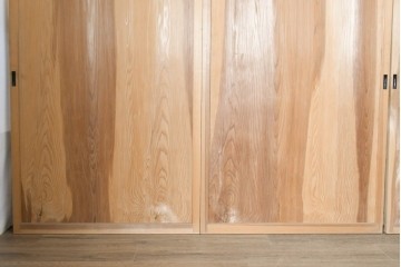 アンティーク建具　昭和初期から昭和中期　豊かな木目を楽しめるシンプルな板戸4枚セット　(R-091015)