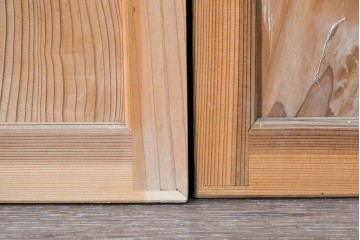 アンティーク建具　昭和初期から昭和中期　豊かな木目を楽しめるシンプルな板戸4枚セット　(R-091015)