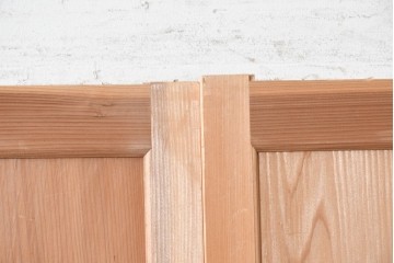 アンティーク建具　昭和初期から昭和中期　豊かな木目を楽しめるシンプルな板戸4枚セット　(R-091016)