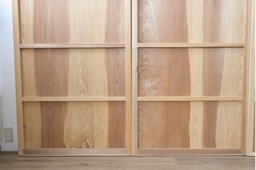 アンティーク建具　昭和初期から昭和中期　豊かな木目を楽しめるシンプルな板戸4枚セット　(R-091016)