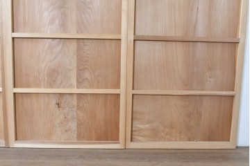 アンティーク建具　昭和初期から昭和中期　豊かな木目を楽しめるシンプルな板戸4枚セット　(R-091016)