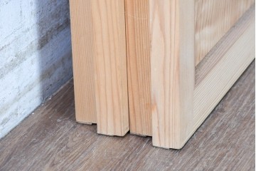 アンティーク建具　昭和初期から昭和中期　豊かな木目を楽しめるシンプルな板戸4枚セット　(R-091016)