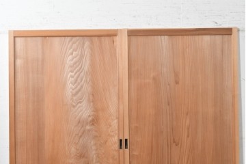 アンティーク建具　昭和初期から昭和中期　豊かな木目を楽しめるシンプルな板戸2枚セット　(R-091017)