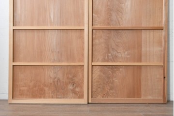 アンティーク建具　昭和初期から昭和中期　豊かな木目を楽しめるシンプルな板戸2枚セット　(R-091017)