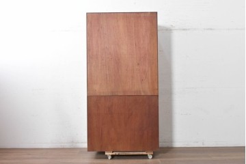 北欧ヴィンテージ　ローズウッド材　オープン棚と扉収納を備えたカップボード　(R-091026)