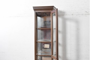 中古　美品　希少な廃番品　maruni(マルニ木工)　地中海ロイヤルシリーズ(ROYAL)　縦型キュリオケース　定価約56万円　(R-091028)