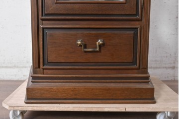 中古　美品　希少な廃番品　maruni(マルニ木工)　地中海ロイヤルシリーズ(ROYAL)　縦型キュリオケース　定価約56万円　(R-091028)